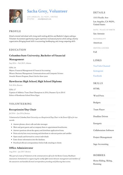 20 Volunteer Resume Examples & Guide for 2023
