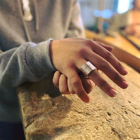 Embrace Life Council - Youth Jewelry Making
