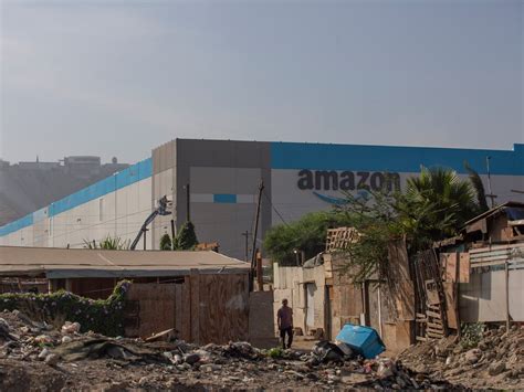 New sprawling Amazon warehouse in Tijuana surrounded by deteriorating shacks goes viral - Baja ...