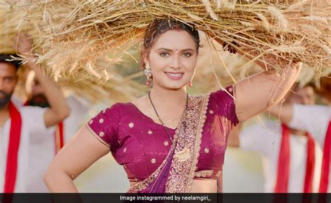 Bigg Boss 19 में भोजपुरी की धक धक गर्ल नीलम गिरी का सलमान के सामने दावा ...