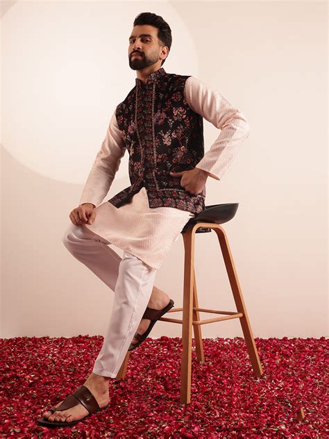 Men's Silk Blend Pink Kurta & White Pyjama With Velvet Paisley Design ...