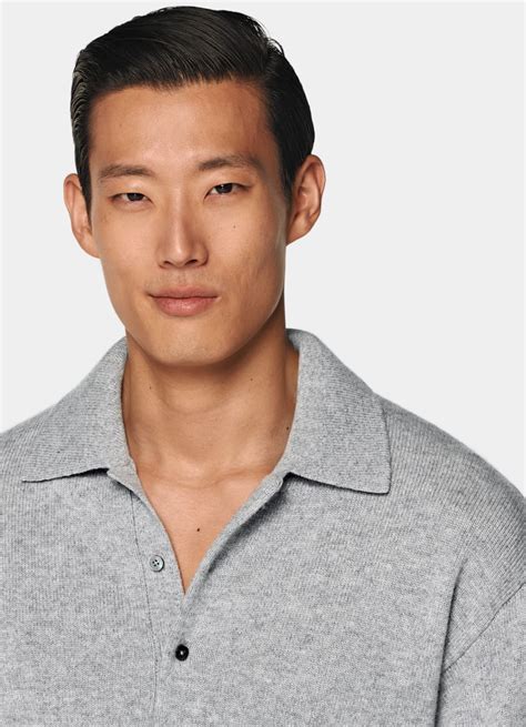 Light Grey Long Sleeve Polo in Pure Cashmere | SUITSUPPLY | SUITSUPPLY ...