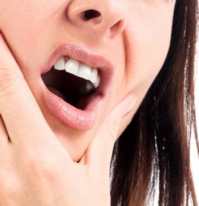 Extracting Abscessed Tooth 的图像结果