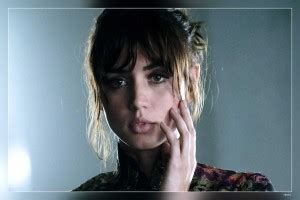 Ana De Armas Women Actress Blade Runner Matte Finish Poster Paper Print ...