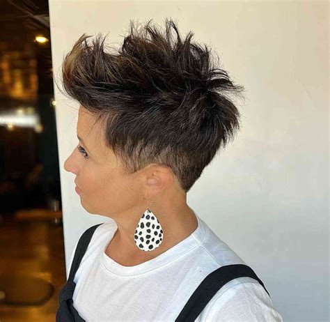 22 of the Boldest Short Spiky Hair Pictures and Ideas for 2022