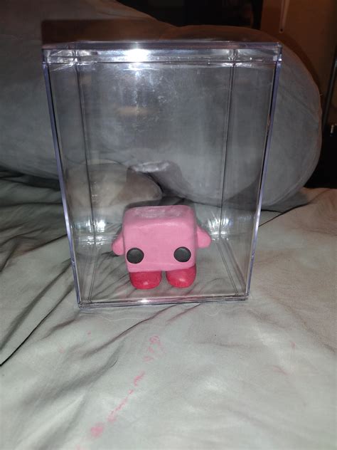 A Kirby Funko Pop Lol. I've see so many people make these so I gave it ...