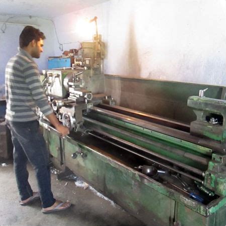 Precision Lathe Machine 的图像结果