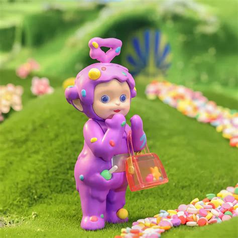 POP MART Teletubbies Fantasy Candy World - Tinky Winky With syrup Cand ...