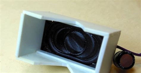 How to Fit a DCC Sound Decoder 的图像结果