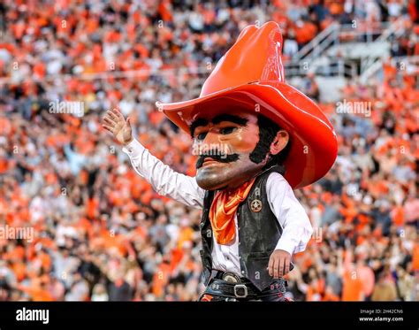 Stillwater, OK, USA. 30th Oct, 2021. Oklahoma State Mascot Pistol Pete ...