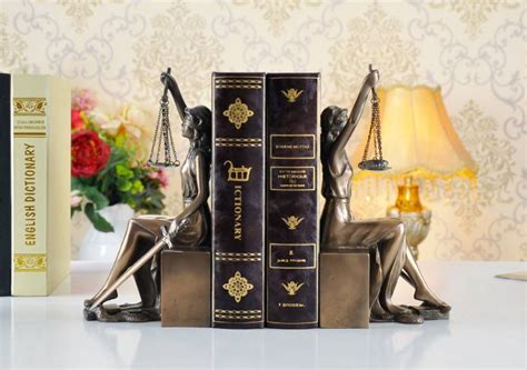 法官语言什么礼物最新素材