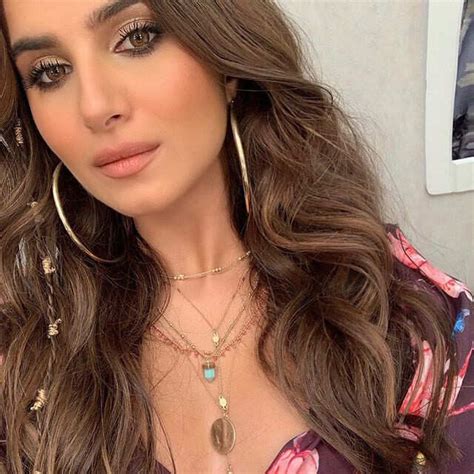 8 Times Tara Sutaria Proved That Beach Waves Is Her Go-To Hairstyle ...