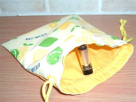 爽やかレモンの巾着袋 小物ポーチ 巾着袋 チャッピー3 通販｜Creema(クリーマ)