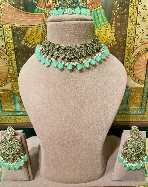 MINT GREEN GOLD TONED ETHNIC NECKLACE SET – Shristi Jewellery