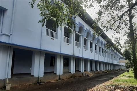 Panampilly Memorial Govt. College Thrissur Campus: Photos, Virtual Tour
