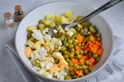 Диетический оливье без колбасы – простой и вкусный рецепт с фото (пошагово)