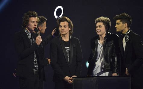 'On the Road Again Tour': 5 Seconds of Summer to Join One Direction in ...