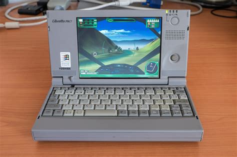 Toshiba Libretto 的图像结果