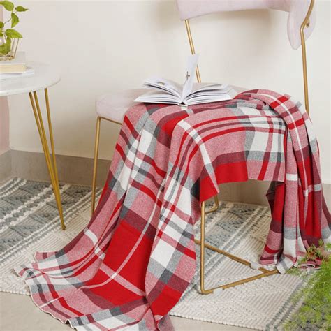 Plaid blanket Online - Premium Throw Blanket | Nestasia