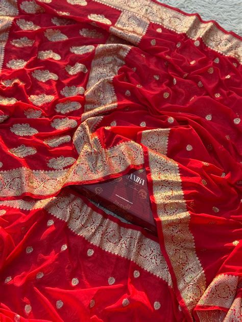 Red Banarasi Silk saree - Samhita – AnikaByAabi