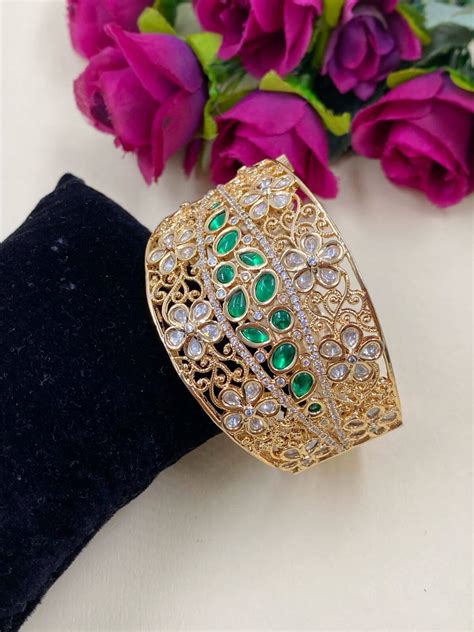 Buy Party Wear Broad Kundan Polki Bracelet For Ladies By Gehna Shop