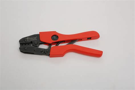 Blazon Tools BZT-2546BIND MC3 MC4 Crimping Tool for 2.5/4/6mm² AWG 14 ...