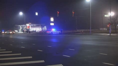 1 dead, 1 injured in shooting at DDOT bus stop | FOX 2 Detroit