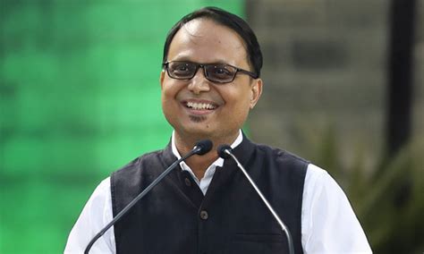 IIMB researchers win top honors at RSFE 2025 for work on intra-group ...