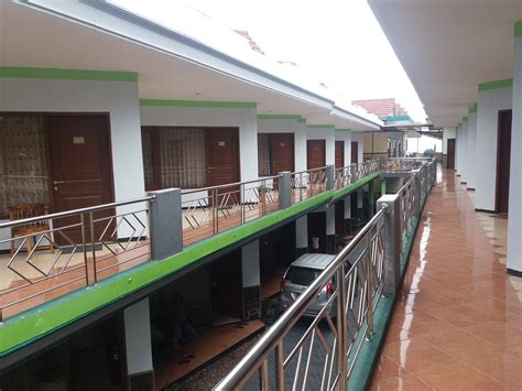 HOTEL PRIMA ASRI (Malang) - Hotel Reviews, Photos, Rate Comparison ...