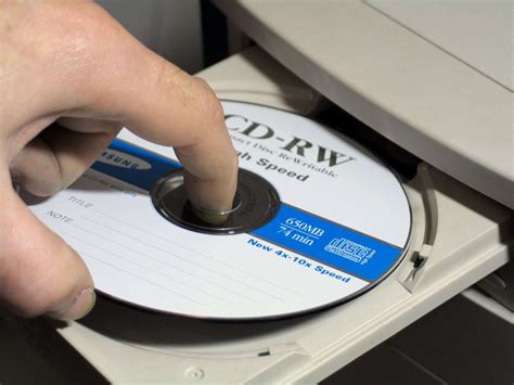 Cómo solucionar problemas con las unidades de CD/DVD | Techlandia