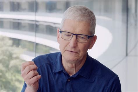 Tim Cook 的图像结果