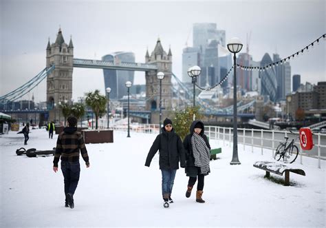 Snow covers London | CNN