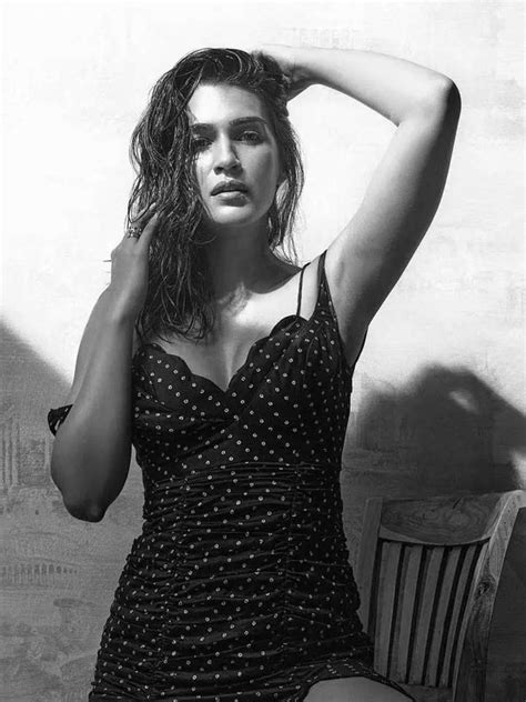 Kriti Sanon's stunning monochrome pictures | Times of India