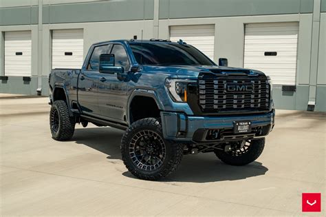 GMC Sierra Denali 2500HD - HFX Series: HFX-1 (8-Lug) - Vossen Wheels