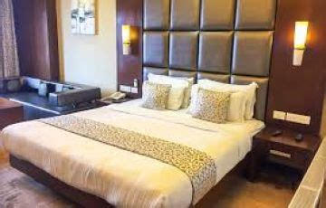 Amazing 4 Days srinagar with Holiday Package | srinagar, Trip Package ...