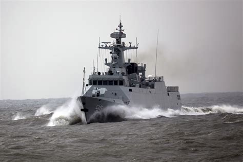 Incorporada a 25ª corveta chinesa Type 056 - Poder Naval