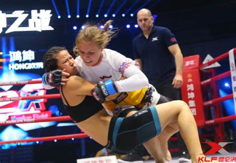 为什么女子MMA如此火爆？--体育--人民网