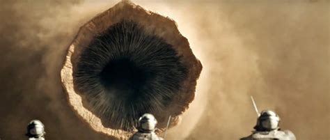 Duna: Zajímavé kbelíky na popcorn a nové filmové plakáty