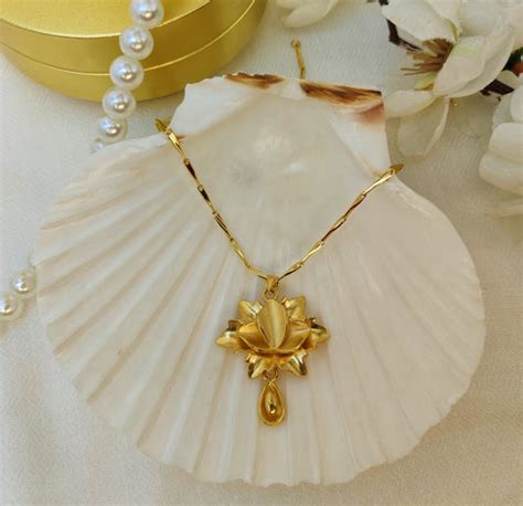 Pendants – Adaa