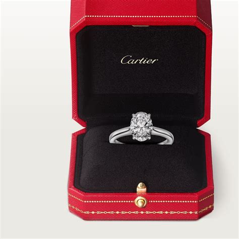 1895 solitaire, oval-cut diamond