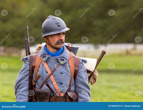 French Infantry Soldier of WW1. Editorial Stock Image - Image of ...