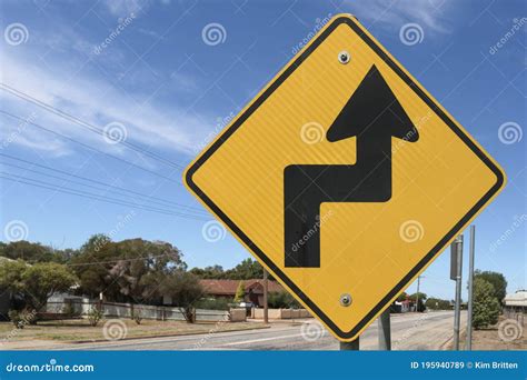 Sharp Right Turn Sign
