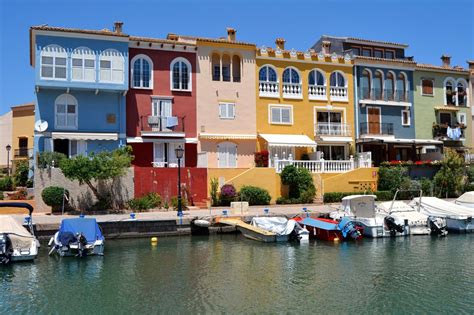 homes valencia spain