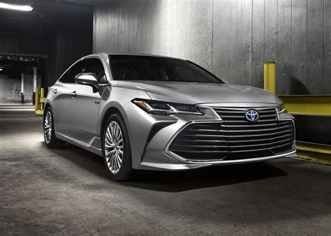 News: The 2019 Toyota Avalon Hybrid Introduced | Clean Fleet Report
