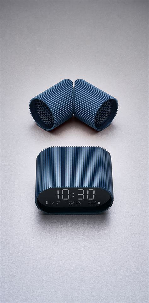 neil poulton, lexon ray clock 2024. - Neil Poulton