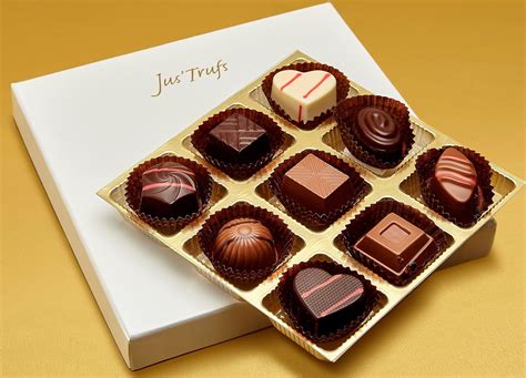 Jus’Trufs Premium Assortment of Classic Chocolate Truffles | Box of 9 ...