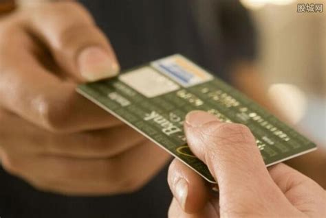 信用卡能贷款吗 信用卡贷款跟信用贷款有何区别-股城理财
