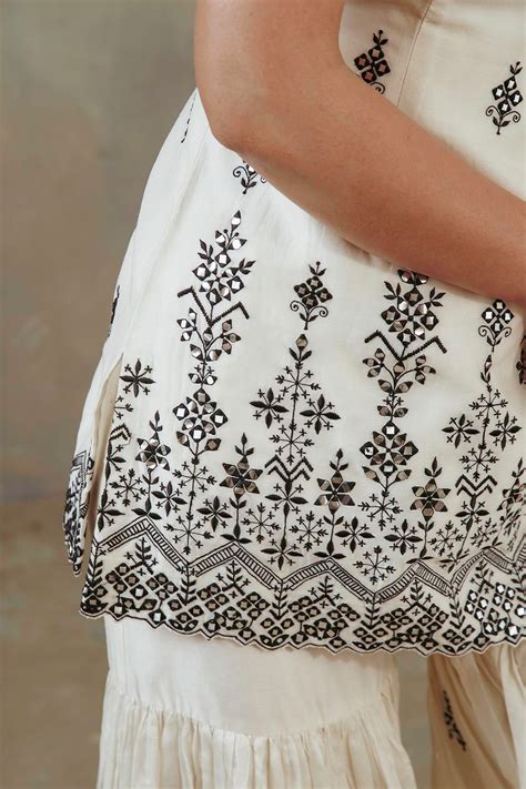 Ivory Abstract Mirror Gharara Set – Sureena Chowdhri