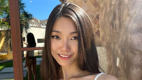 Who Is Lucy Mochi on OnlyFans?