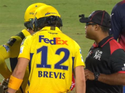 'In Talking to Jaddu': CSK Coach Stephen Fleming Shares His View on ...